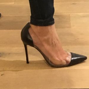 Gianvito Rossi black pumps